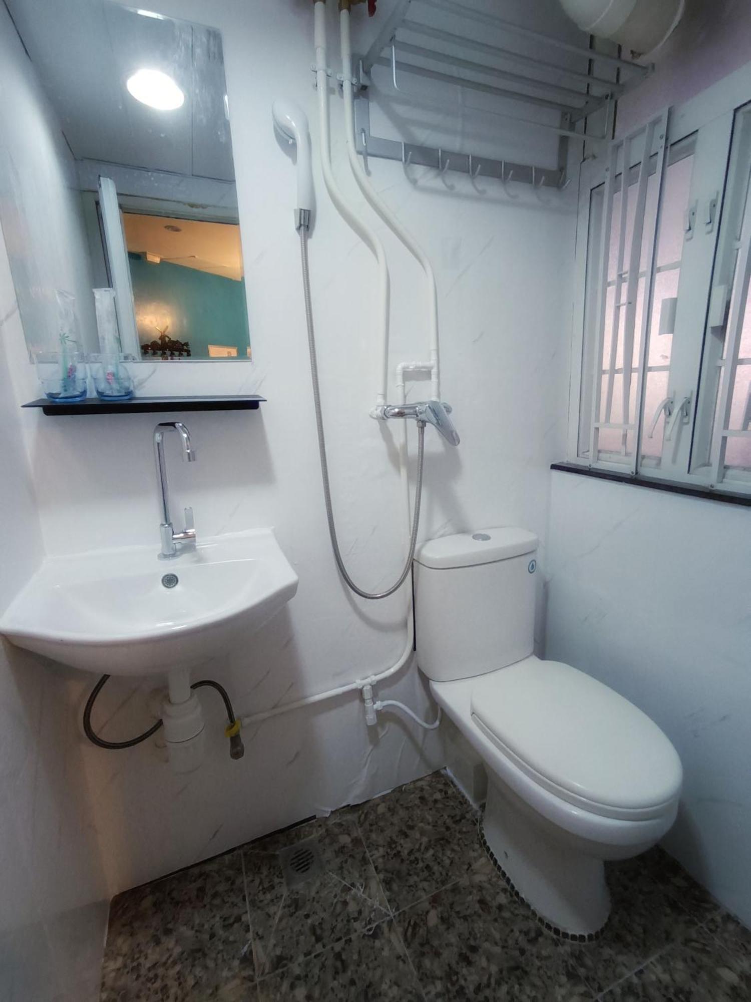 Tempo Inn West Kowloon Hsr Station Гонконг Экстерьер фото